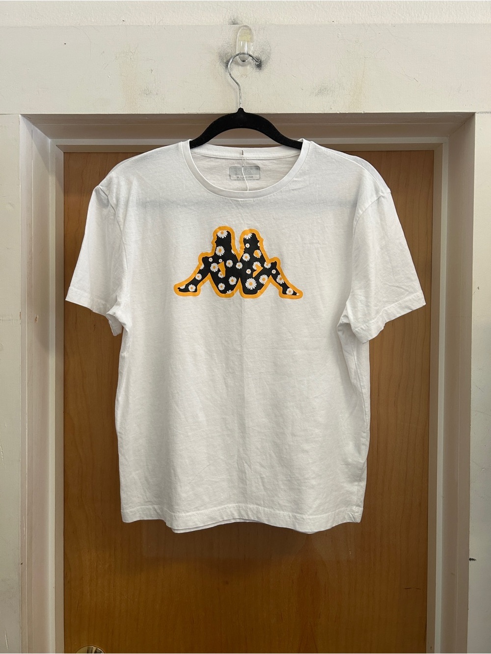 Kappa 100% Cotton Graphic White Tee - size XL